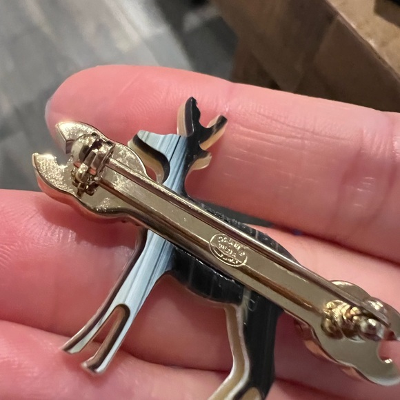 CHANEL 01A reindeer brooch - Picture 3 of 6